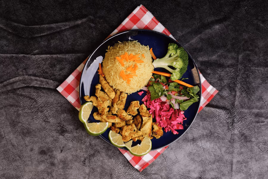Gesunde Mahlzeit mit wenig Kalorien.