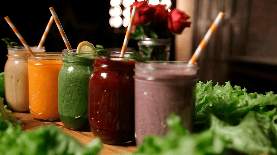 Mit Smoothies abnehmen – oder warum Dein Frühstücksdrink vielleicht Deine Pfunde hält