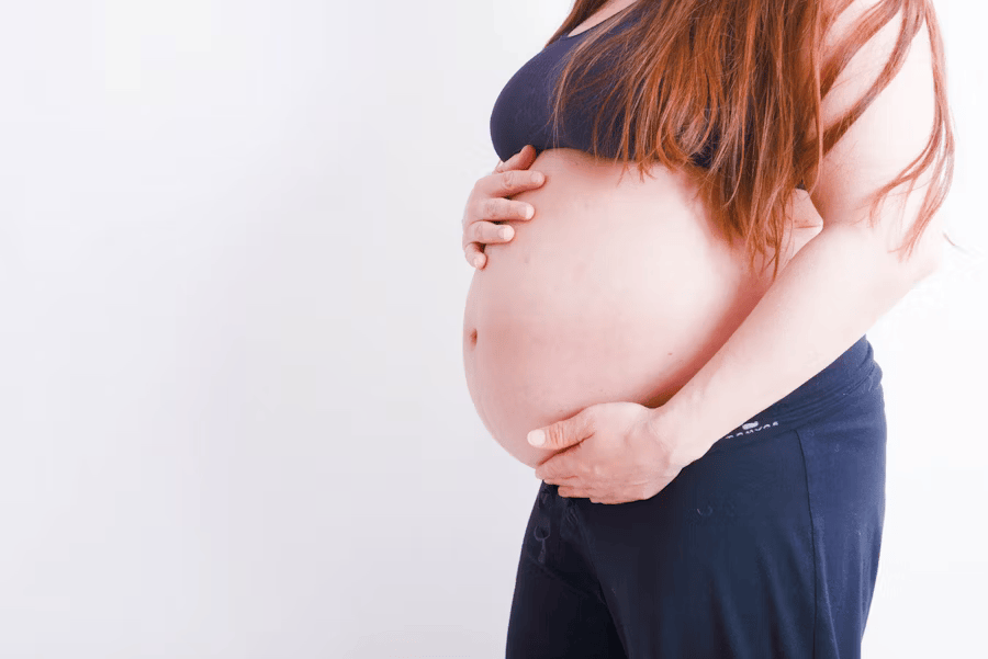 Biotin Aufnahme ist während der Schwangerschaft wichtig.