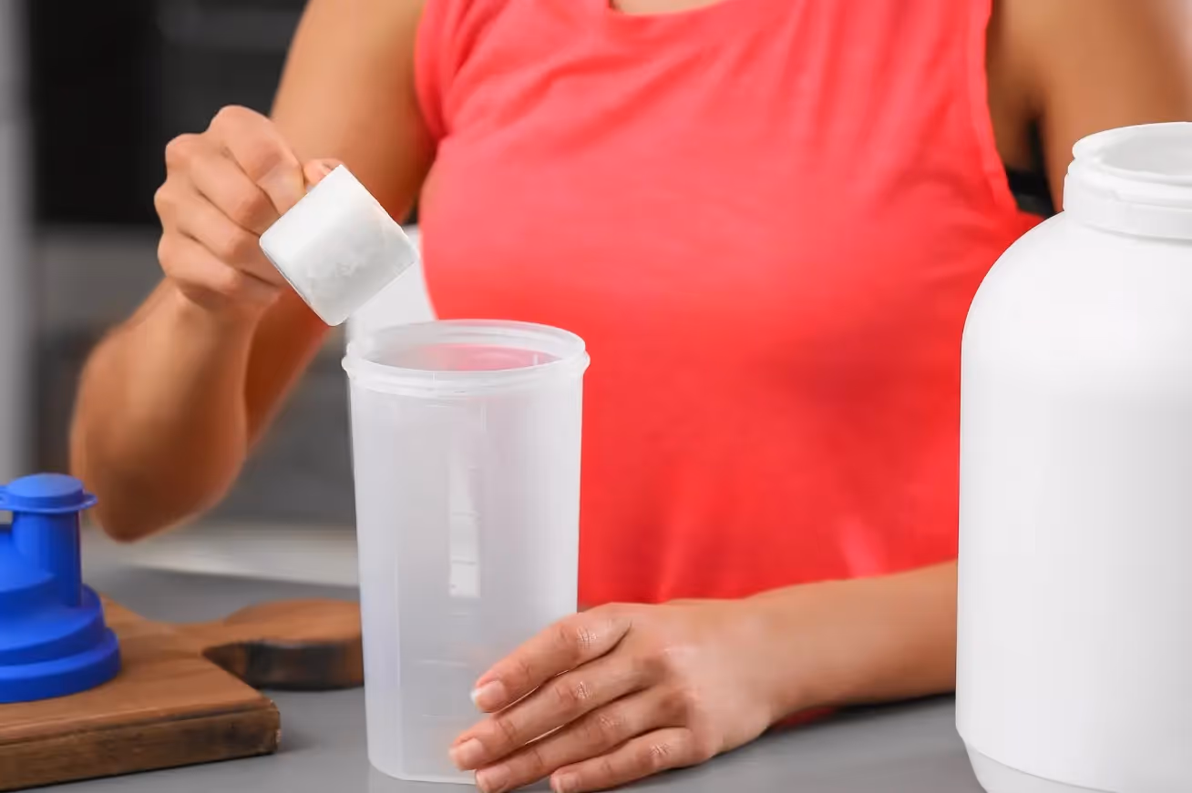 Ist Proteinpulver schädlich? Alle Risiken und Expertentipps