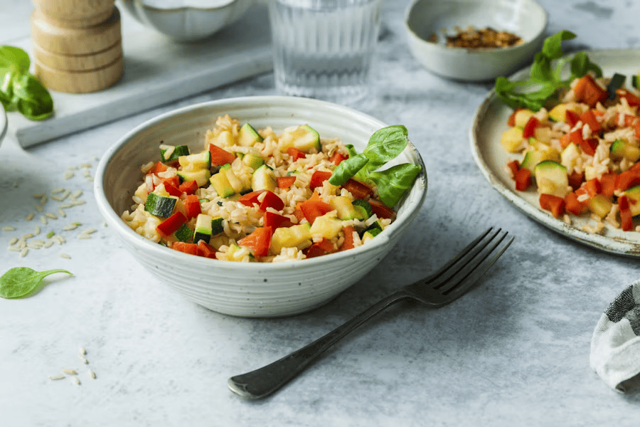 Gesundes Mittagessen zum Abnehmen: So gelingt Dir eine leichte und leckere Mahlzeit