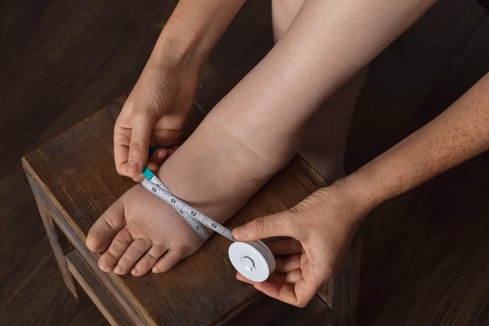 Wassereinlagerungen loswerden: Mit diesen Tipps klappt's!